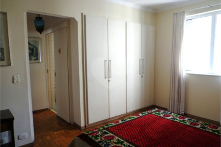 Apartamento à venda com 3 quartos, sendo 1 suíte, em Santa Cecília, São Paulo, SP