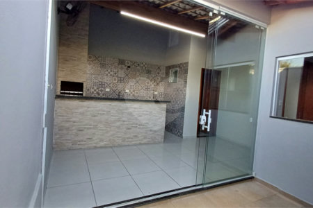 Casa à venda com 2 quartos em Vila Mazzei, Itapetininga, SP