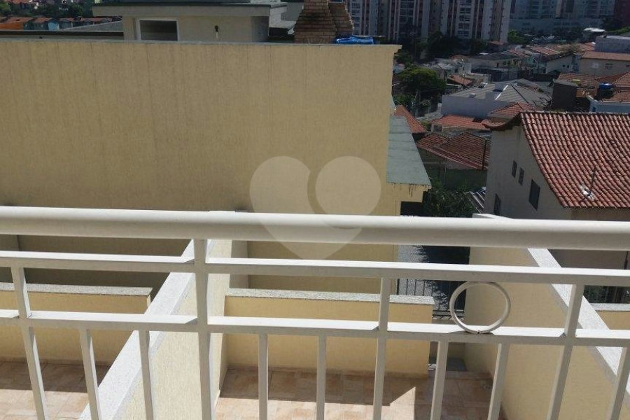Sobrado à venda com 3 suítes em Vila Romero, São Paulo, SP