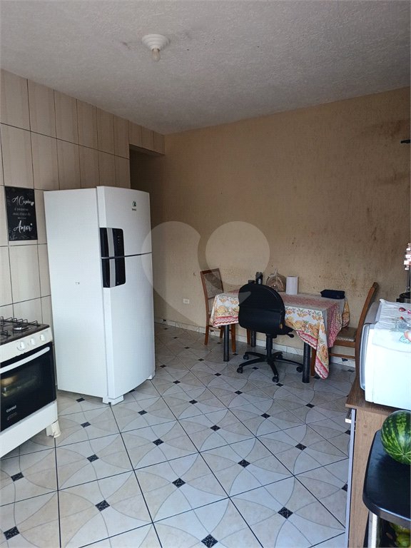 Casa à venda com 3 quartos, sendo 1 suíte,  em Jardim Santa Mônica, São Paulo, SP