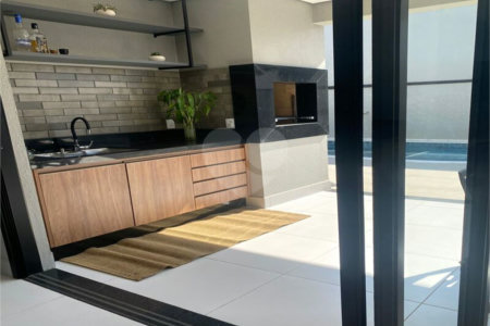 Casa à venda com 3 quartos, sendo 1 suíte,  no condomínio Mantova, Indaiatuba - SP