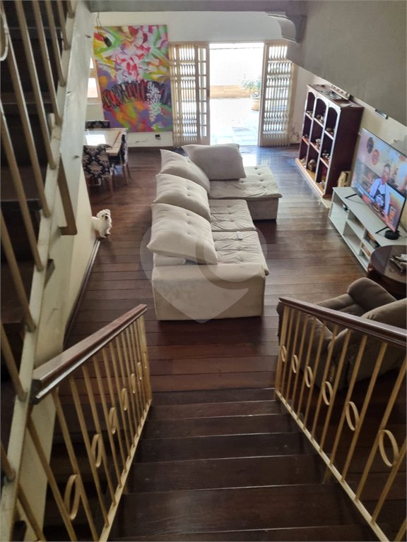 Casa à venda com 5 quartos, sendo 3 suítes, em Vila Nova Caledônia, São Paulo, SP