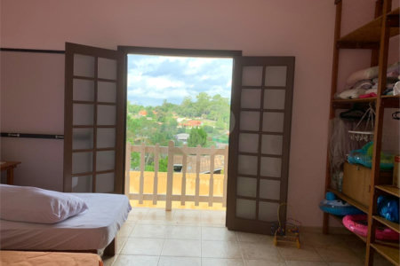 Casa ampla à venda no Vale das Flores em Atibaia