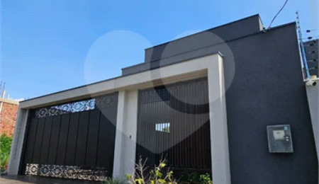 Casa à venda com 3 quartos, sendo 1 suíte,  em Residencial do Vale, Ponta Porã, MS