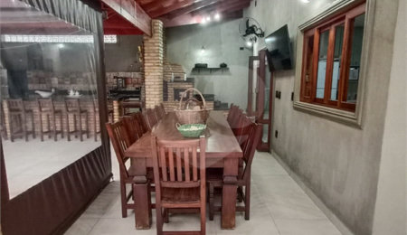 Casa à venda com 3 suítes no condomínio Aruã, Mogi das Cruzes - SP
