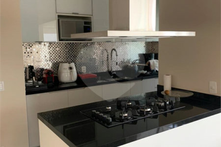 Apartamento à venda com 3 quartos, sendo 1 suíte,  em Jardim Brasil (zona Sul), São Paulo, SP