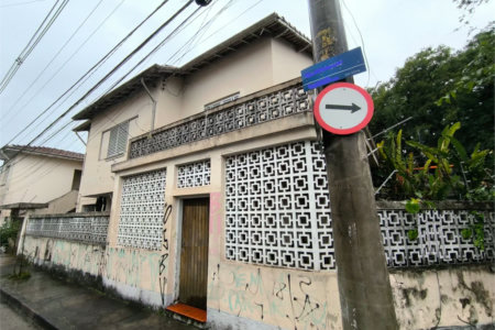 Sobrado à venda com 5 quartos, sendo 1 suíte, em Jardim Trussardi, São Paulo, SP