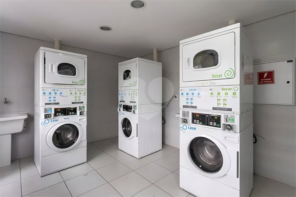 Apartamento à venda com 2 quartos, sendo 1 suíte,  em Vila Olímpia, São Paulo, SP