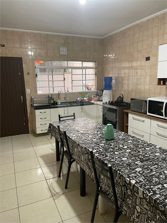 Sobrado à venda com 4 quartos, sendo 1 suíte,  em Horto Florestal, São Paulo, SP