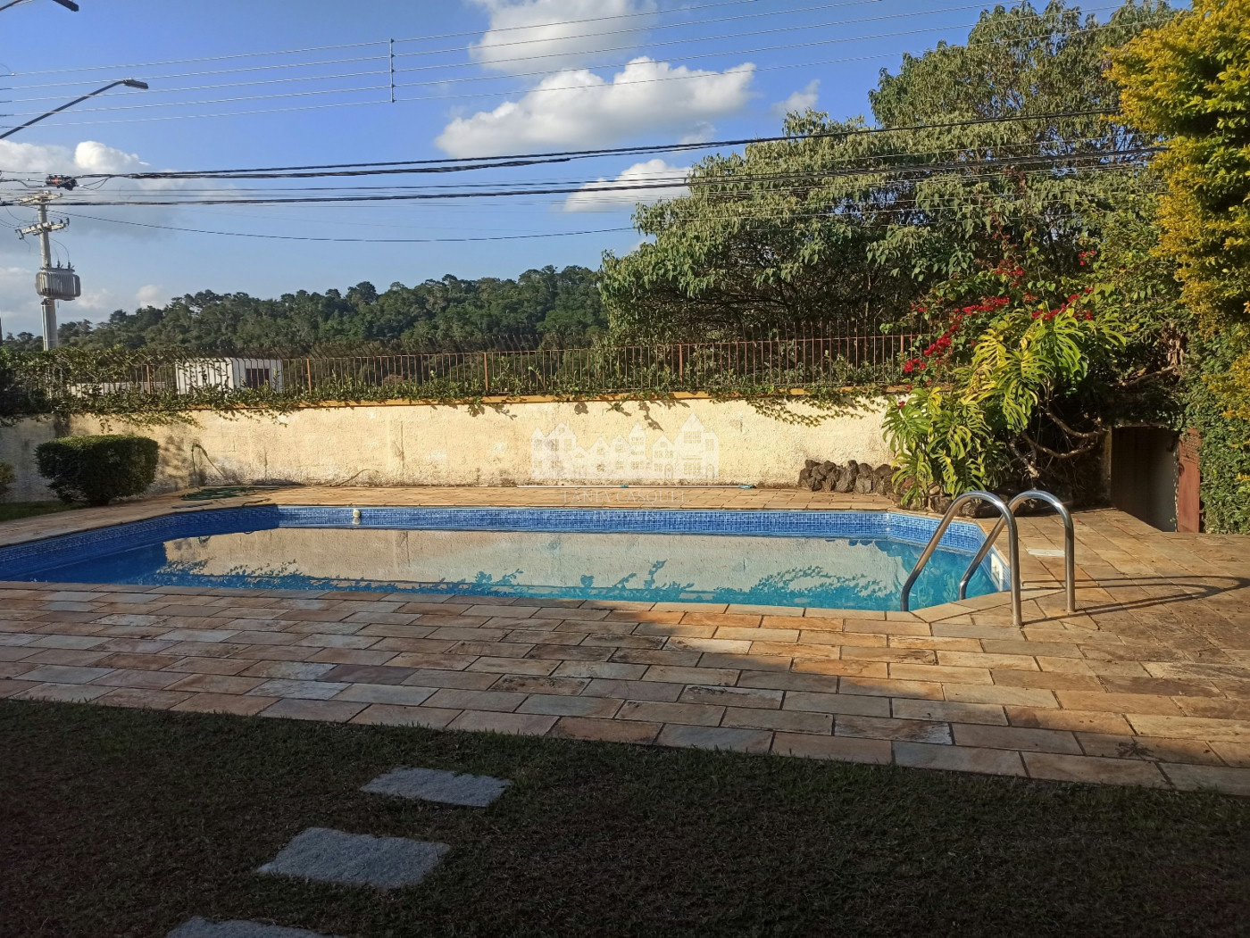 Casa à venda com 3 quartos, sendo 1 suíte, em Vila Esperia Ou Giglio, Atibaia, SP