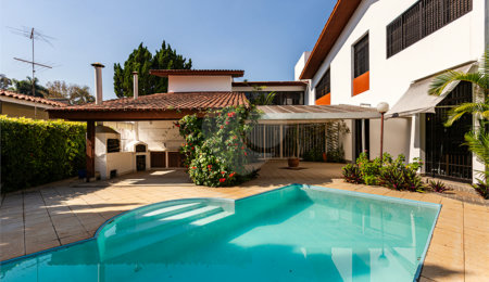 Casa à venda com 6 quartos, sendo 4 suítes,  em Butantã, São Paulo, SP