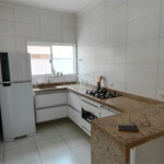 Casa em condomínio à venda com 3 quartos, sendo 1 suíte, em Iporanga, Sorocaba, SP