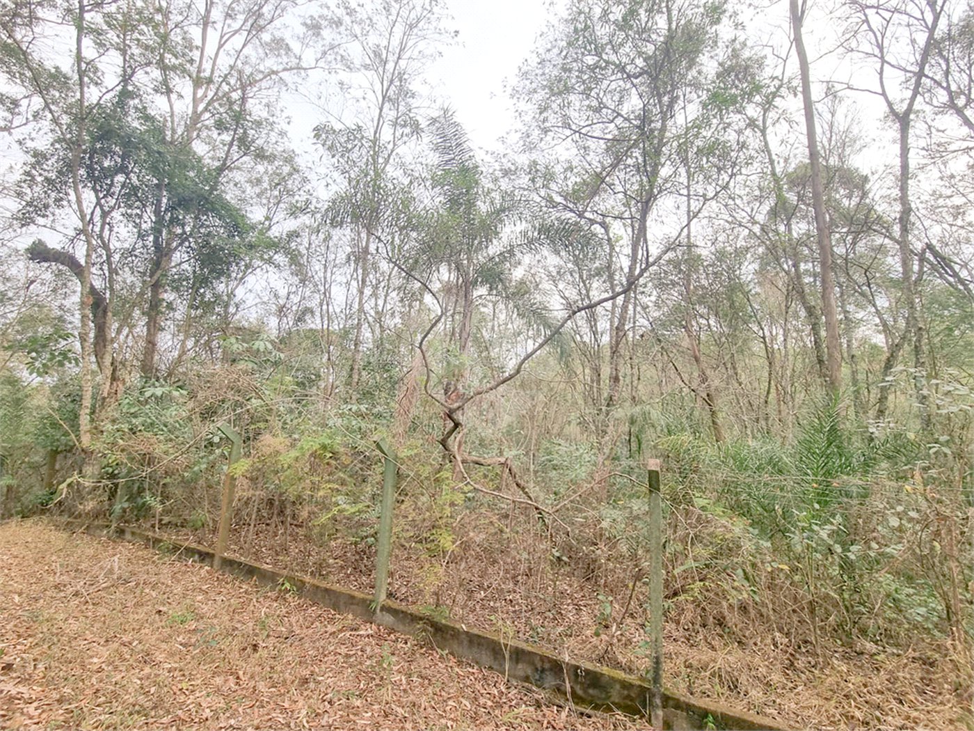 Terreno à venda no condomínio Vale da Santa Fé, Vinhedo - SP