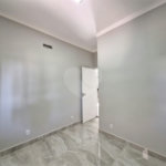 Casa à venda com 2 quartos, sendo 1 suíte, no condomínio Residencial Jardim, Sorocaba - SP