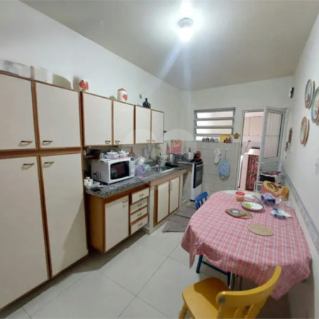 Sobrado à venda com 5 quartos, sendo 1 suíte, em Sumaré, São Paulo, SP