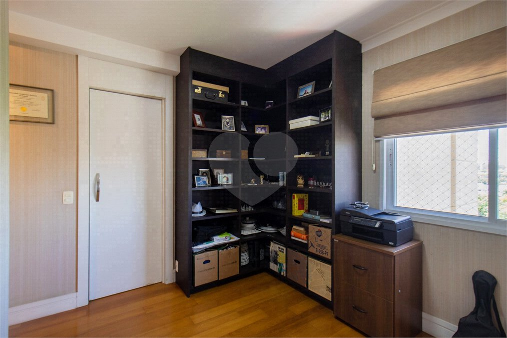 Apartamento à venda com 3 suítes em Jardim Marajoara, São Paulo, SP