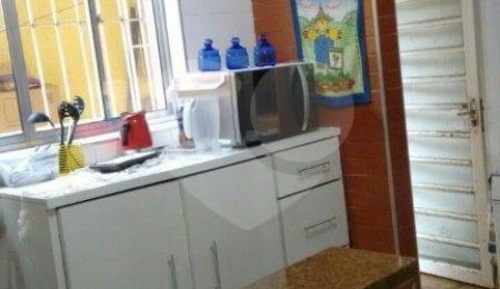 Casa à venda com 2 quartos, sendo 1 suíte,  em Solemar, Praia Grande, SP