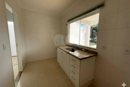 Casa à venda com 2 quartos, sendo 1 suíte, no condomínio Alvorada, Araraquara - SP