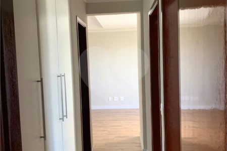 Apartamento à venda com 3 quartos, sendo 1 suíte,  em Vila Andrade, São Paulo, SP