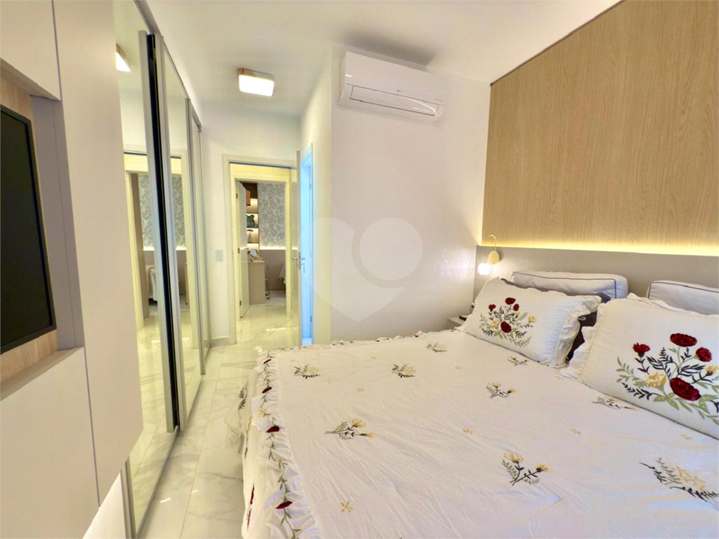 Apartamento à venda com 2 suítes em Jardim Prudência, São Paulo, SP