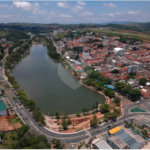 Casa de Vila à venda com 5 quartos em Jardim Santa Lúcia, Bragança Paulista, SP