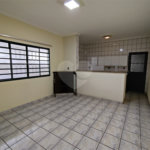 Casa para alugar com 4 quartos, sendo 1 suíte, em Vila Judite, Itapetininga, SP