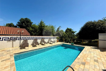 Casa à venda com 4 quartos, sendo 2 suítes,  no condomínio Morada da Lua, Vinhedo - SP
