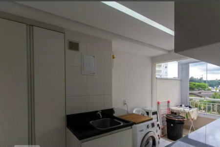 Apartamento à venda com 3 quartos, sendo 1 suíte,  em Jardim Vazani, São Paulo, SP