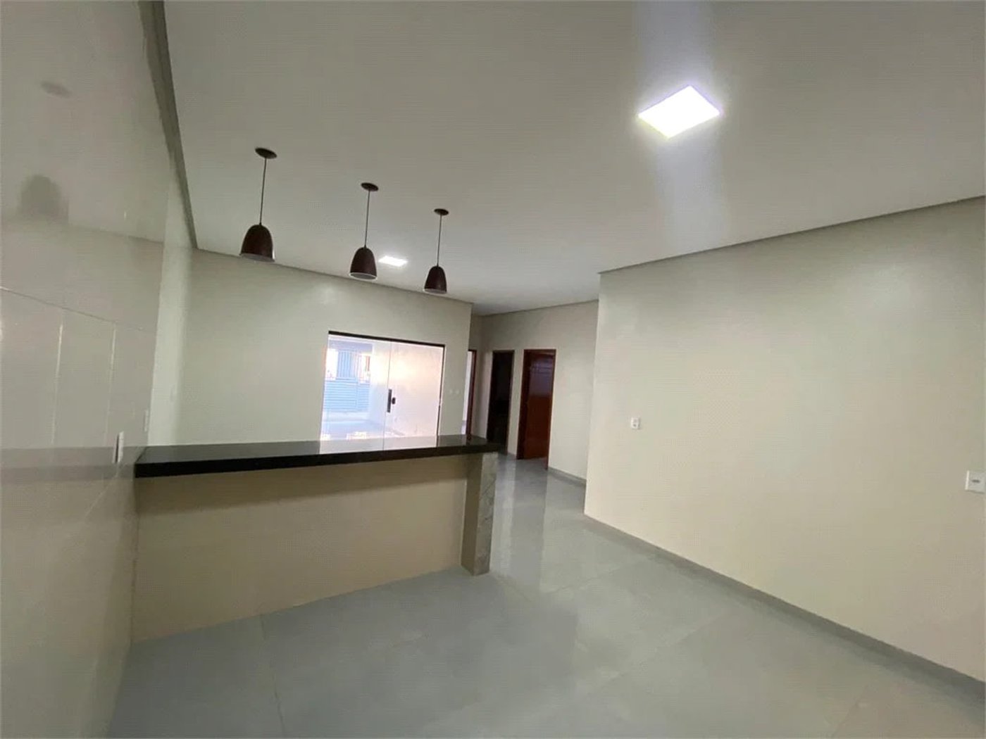 Casa à venda com 3 quartos, sendo 1 suíte, em Catumbi, Balsas, MA