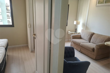 Flat para alugar com 1 suíte em Vila Olímpia, São Paulo, SP