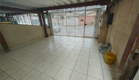 Sobrado à venda com 3 quartos, sendo 1 suíte, em Tremembé, São Paulo, SP