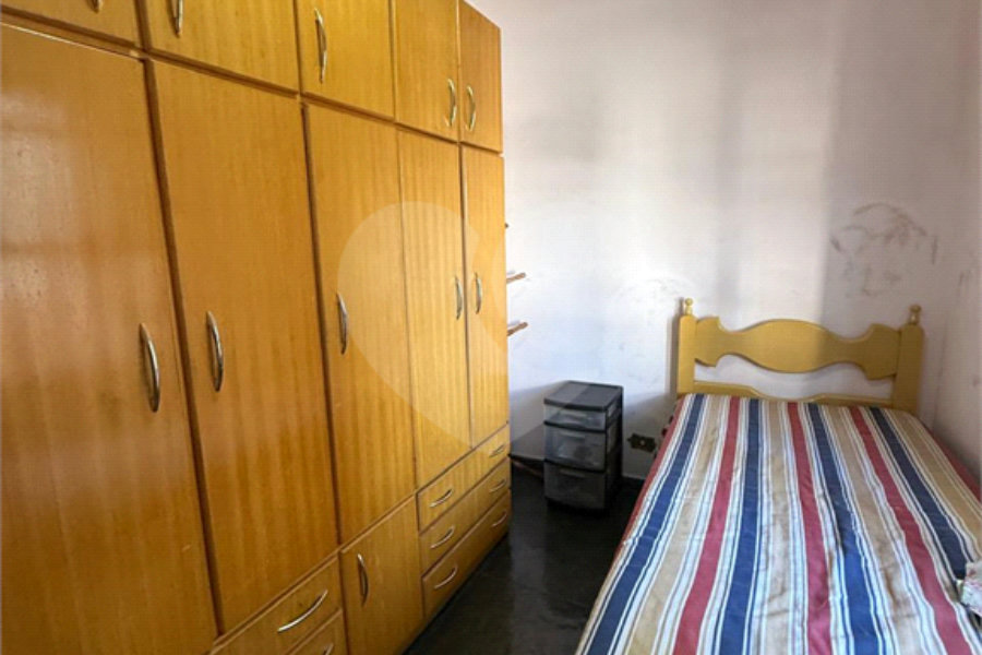 Sobrado à venda com 4 quartos, sendo 2 suítes, em Parque Edu Chaves, São Paulo, SP