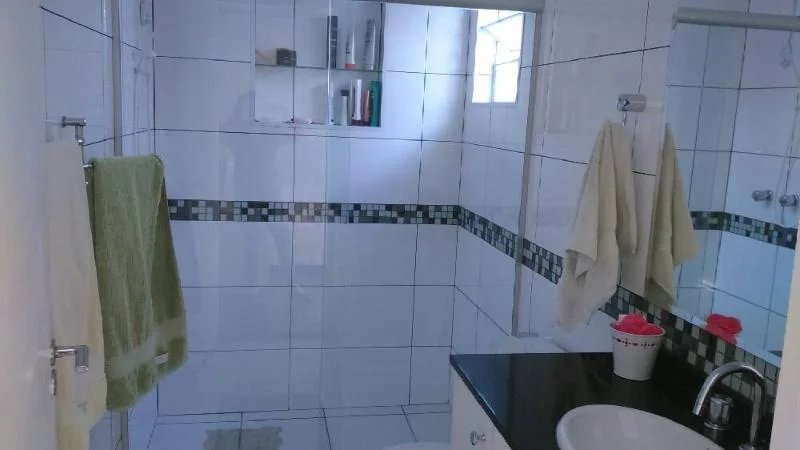Casa à venda com 3 suítes em Jardim Jussara, São Paulo, SP