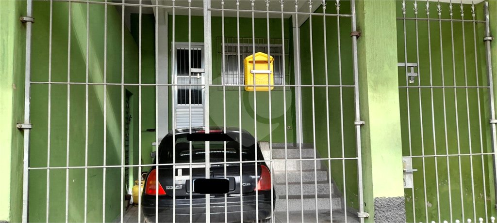 Sobrado à venda com 6 quartos em Jardim Quarto Centenário, Mauá, SP