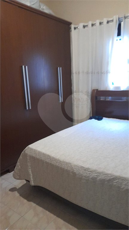 Casa de Vila à venda com 3 quartos, sendo 1 suíte, em Realengo, Rio de Janeiro, RJ