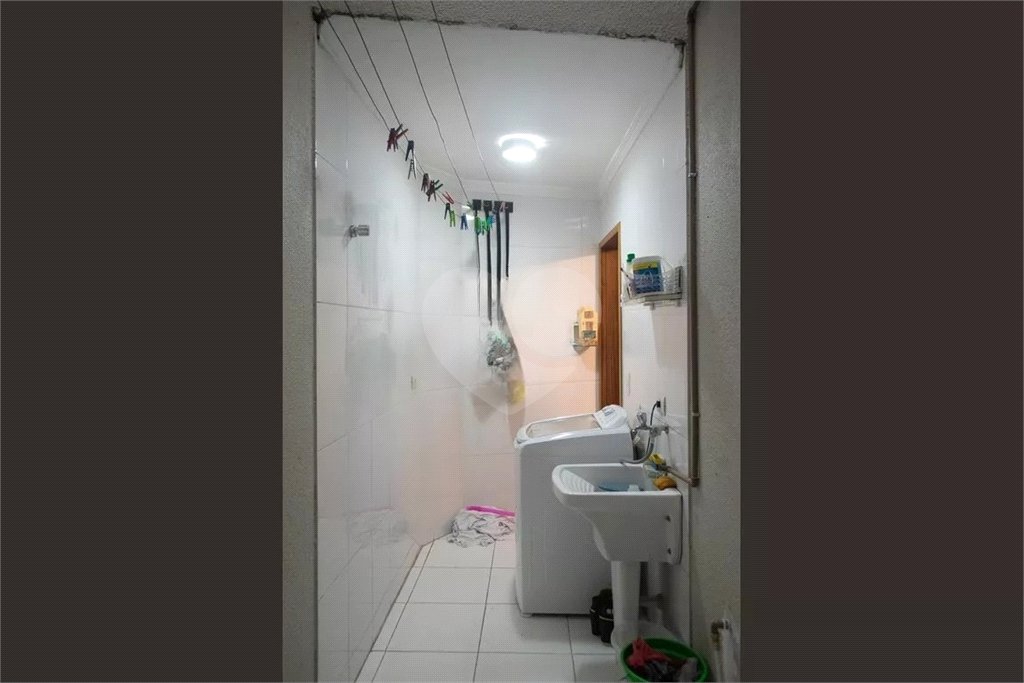 Casa à venda com 3 suítes em Chora Menino, São Paulo, SP