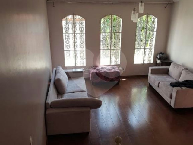 Sobrado à venda com 3 quartos, sendo 1 suíte,  em Freguesia do Ó, São Paulo, SP