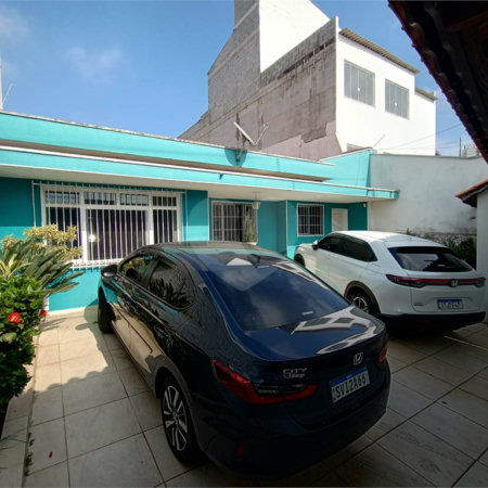 Casa à venda com 4 quartos, sendo 1 suíte,  em Jardim Armênia, Mogi das Cruzes, SP