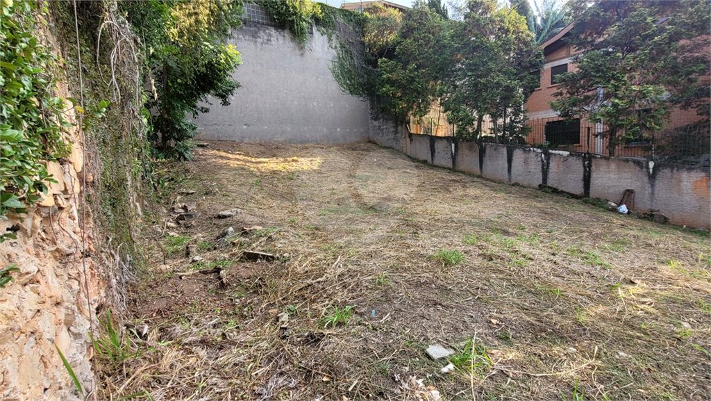 Terreno à venda em Jardim Sílvia (zona Oeste), São Paulo, SP