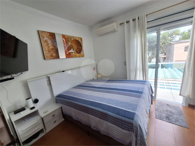 Sobrado à venda com 3 quartos, sendo 1 suíte,  em Cupecê, São Paulo, SP