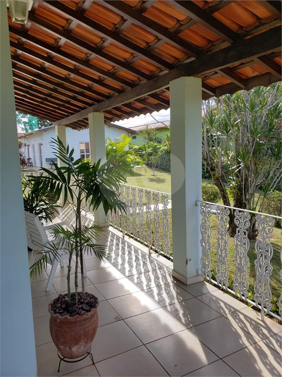 Casa à venda com 4 quartos, sendo 2 suítes,  no condomínio Acmti - Colinas do Mosteiro, Terras de Itaici e Recanto dos Pássaros, Indaiatuba - SP
