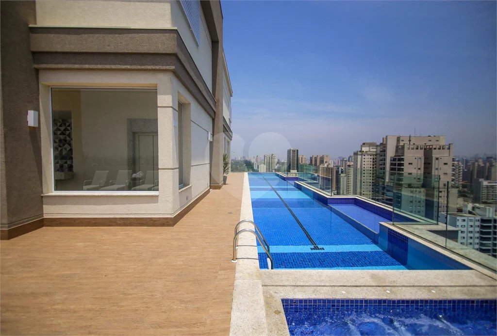 Apartamento com 43m² na região do Campo Belo em São Paulo - SP.
