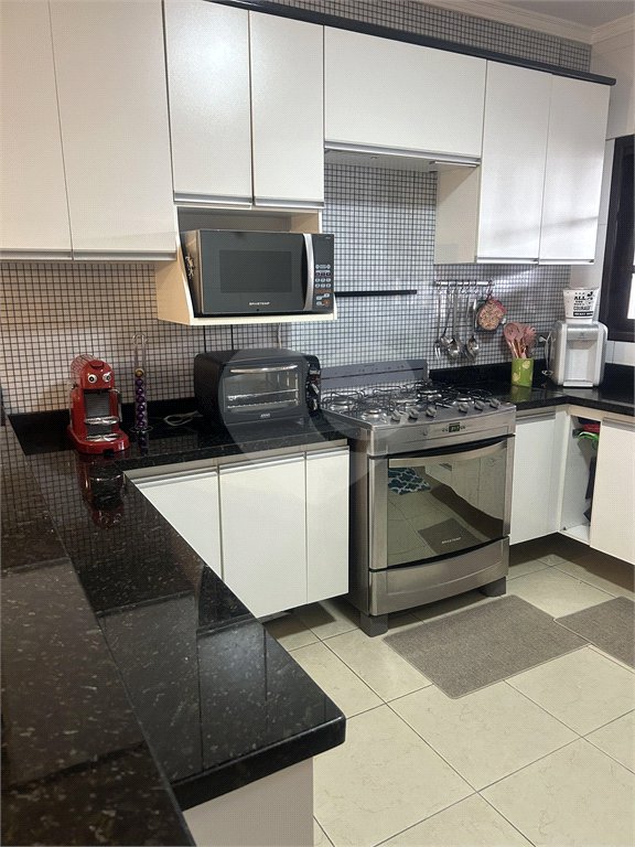 Sobrado à venda com 3 quartos, sendo 1 suíte,  em Vila Marari, São Paulo, SP