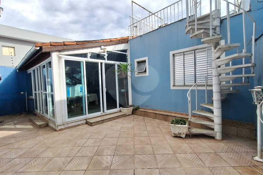 Sobrado à venda com 4 quartos, sendo 1 suíte, em Tremembé, São Paulo, SP