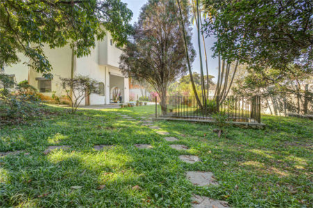 Casa à venda com 3 suítes em Jardim Marajoara, São Paulo, SP