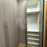 Casa à venda com 3 quartos, sendo 1 suíte, no condomínio Lagos D´icaraí, Salto - SP