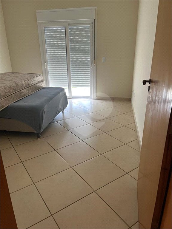 Casa à venda com 4 quartos, sendo 1 suíte, no condomínio Estancia da Serra / Residencial Nova Mairipora, Mairiporã - SP