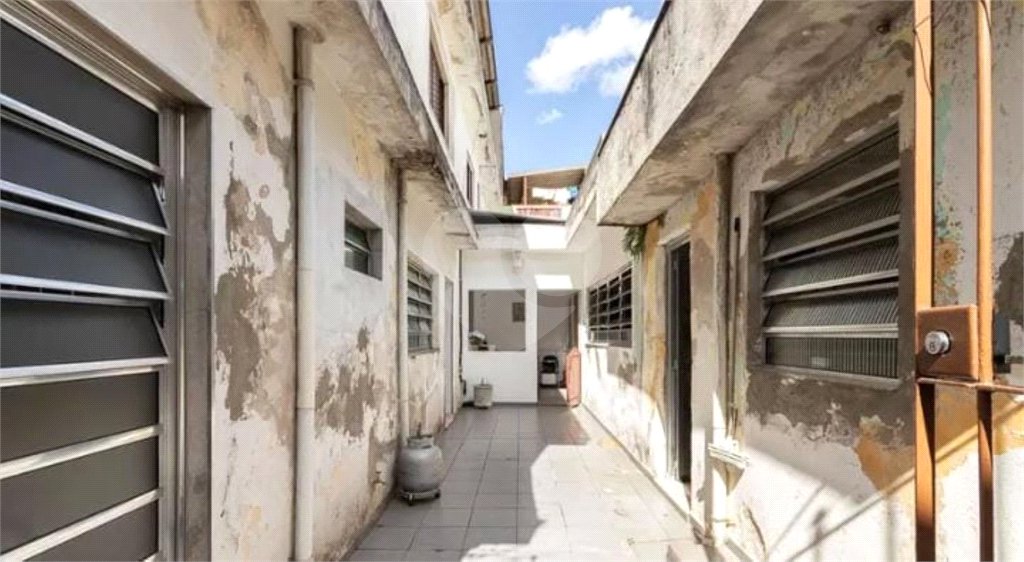 Sobrado à venda com 4 quartos, sendo 1 suíte,  em Vila Dalila, São Paulo, SP