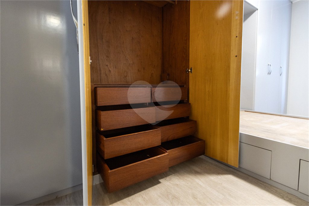 Apartamento à venda com 3 quartos, sendo 1 suíte, em Perdizes, São Paulo, SP