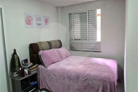 Apartamento com 48 m² localizado na Rua Conselheiro Crispiniano, 125